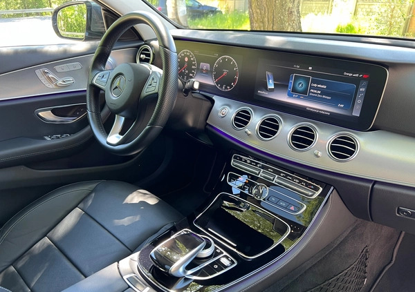 Mercedes-Benz Klasa E cena 149900 przebieg: 41148, rok produkcji 2016 z Ostrzeszów małe 379